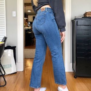 Levis 529 Curvy Bootcut Jeans 